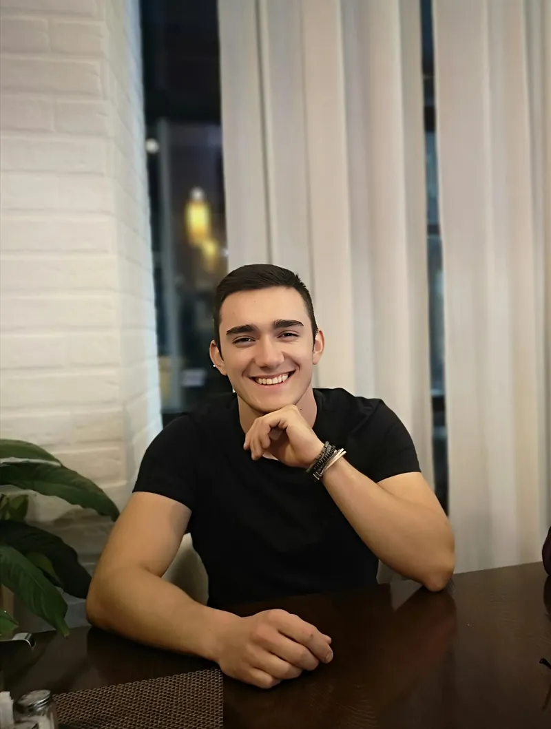Filip Šindler, učitelj gitare u tečaju gitare K'Rocko u Novom Zagrebu